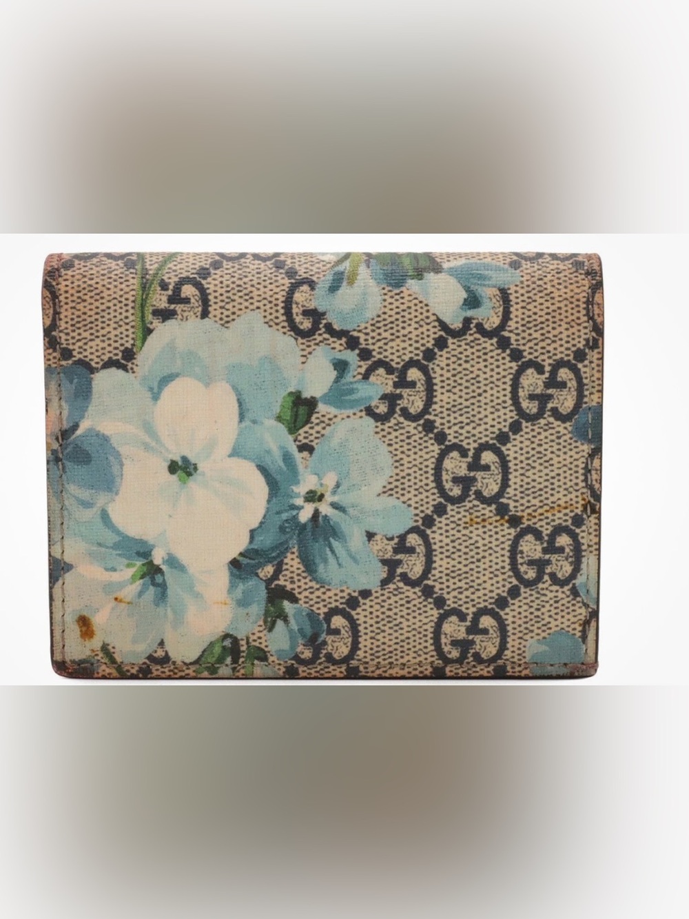 Gucci BLOOMS Beige GG Supreme Floral Card Case with Blue Flowers